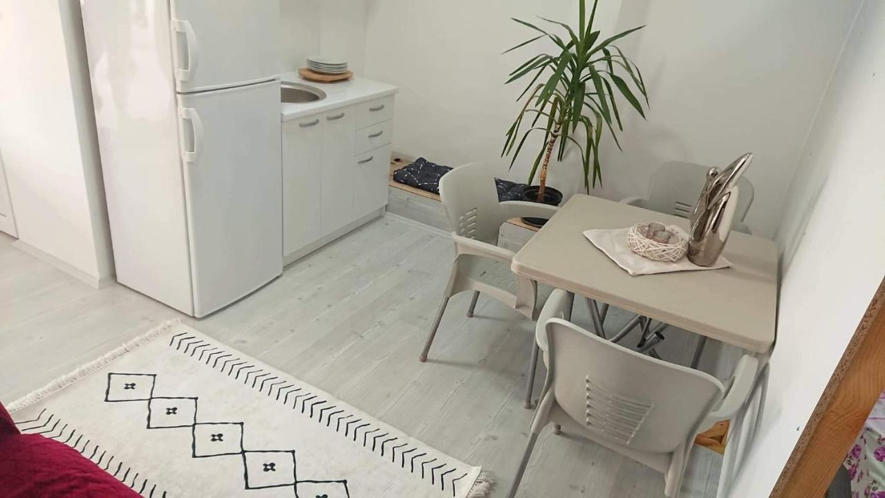 Mile Apartment